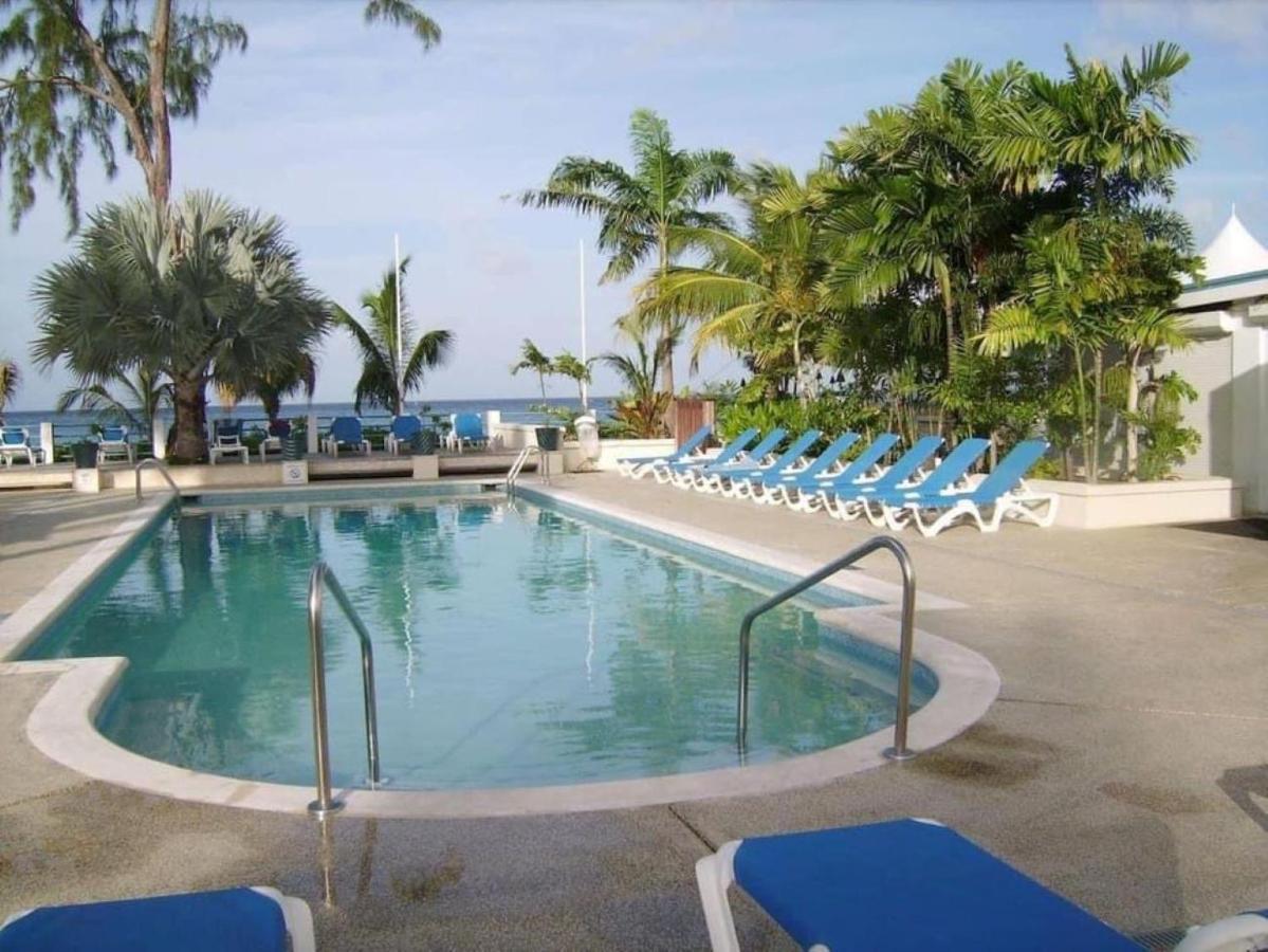 West Coast 1 Bedroom Apartment 66 - Close To Beach セントジェームス エクステリア 写真